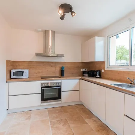 Villa Les Forges - 4 For 8 People *