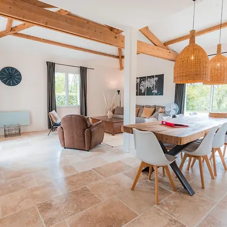 Les Forges - 4 For 8 People